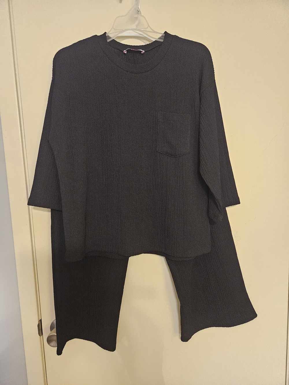 Relaxed Wide-Leg Knit Pant Set — Black